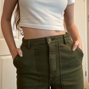 army green high wasted Hollister cargo pants, 0R